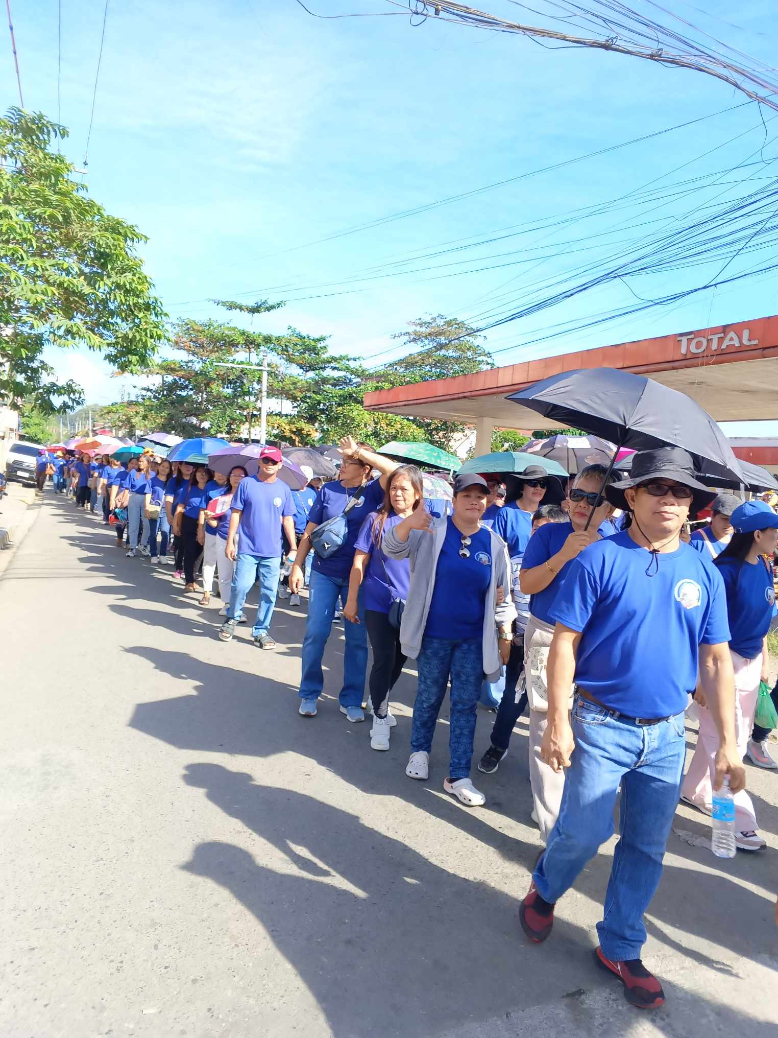 THE PASSINHON MIGRANTS AND FAMILIES ASSOCIATION (PMAFA) JOINS PASSI CITY 2025 KAPISTAHAN PARADE!!!